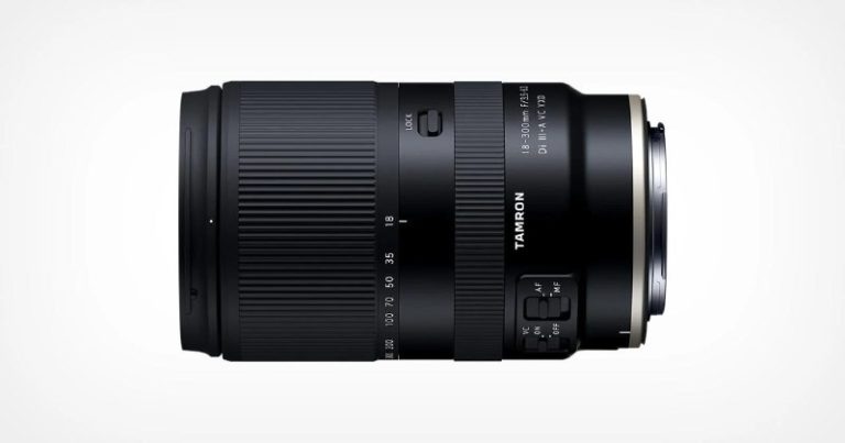Tamron 18-300mm f/3.5-6.3 Di III-A VC VXD