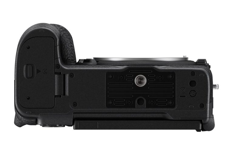 Nikon представила Z5IIC — полнокадровая, без видоискателя и всего $1400 — фото 5