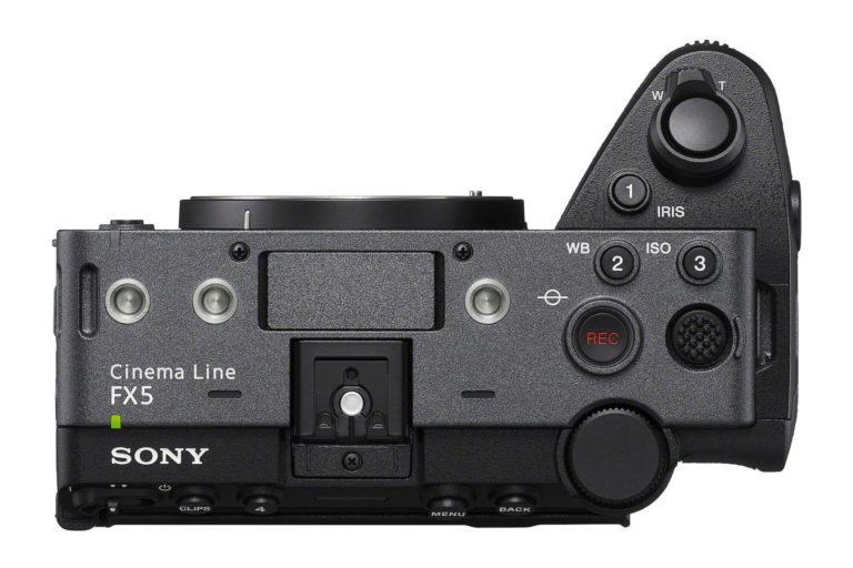 Sony снова перенесла FX5 — в Японии продажи стартуют не раньше конца октября — фото 4