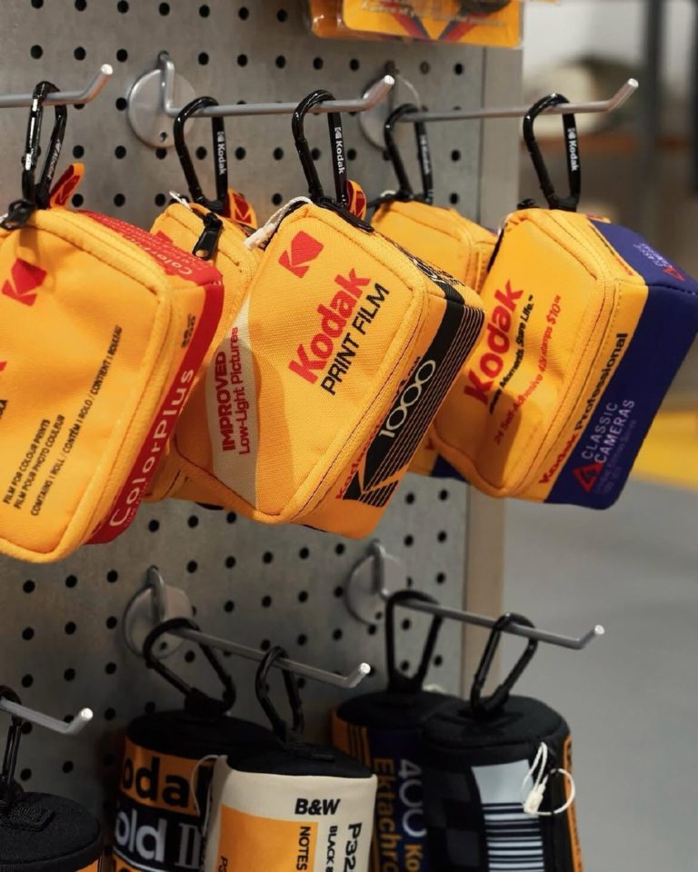 Kodak Apparel открыла новый магазин в Сеуле — там есть одежда и аксессуары с легендарным лого — фото 7