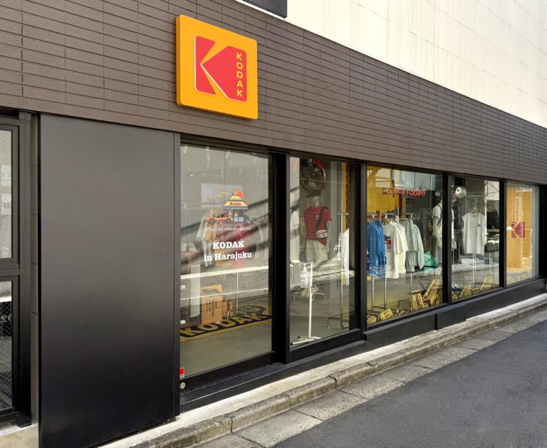 Kodak Apparel открыла новый магазин в Сеуле — там есть одежда и аксессуары с легендарным лого — фото 9