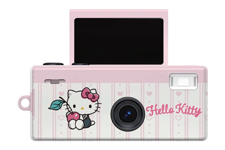 Yashica выпустила четыре камеры-брелока со Snoopy и Hello Kitty всего за $25 — фото 4