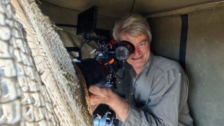 Чем снимали новый сериал Nat Geo об Африке: ИК-камеры в пещере и боксы против бегемотов — фото 3