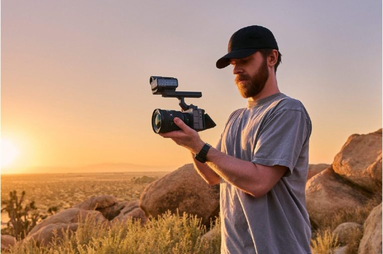 Sony FX5 задерживают до 16 ноября — виноват поворотный экран? — фото 9