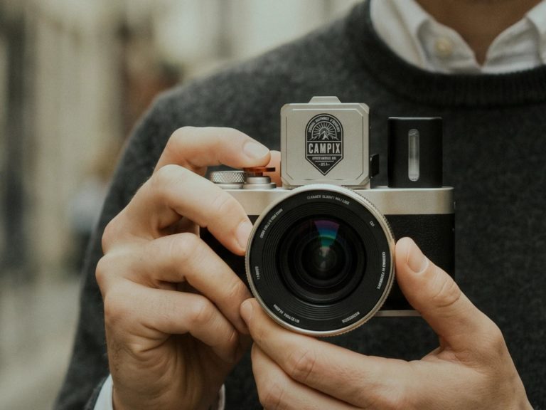 Fotorgear Campix — цифровая «плёночная» камера с шахтным видоискателем — фото 6