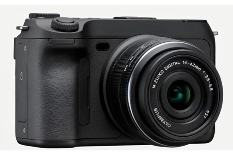 Слух: Insta360 готовит беззеркалку Micro Four Thirds — так она может выглядеть
