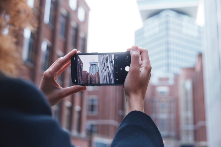 Вышла Leica LUX 2.0 — приложение-камера для iPhone теперь и на русском — фото 10