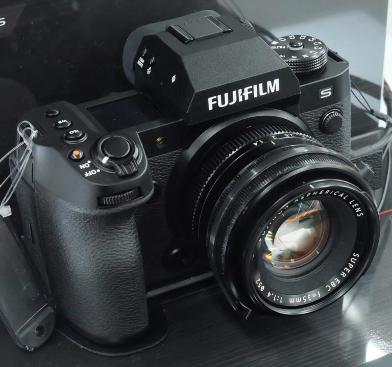 Какую камеру выбрать для спорта в 2026 году — от OM-1 Mark II до Canon EOS R1 — фото 9