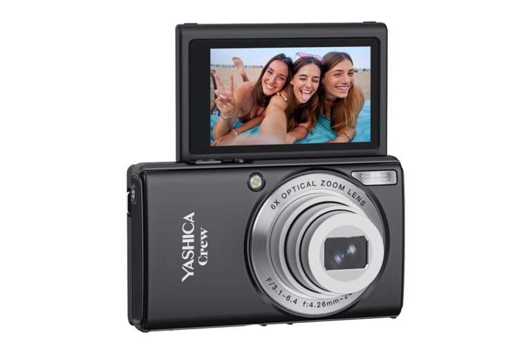 Yashica Crew — карманный компакт с 6-кратным зумом и откидным экраном в духе нулевых — фото 2