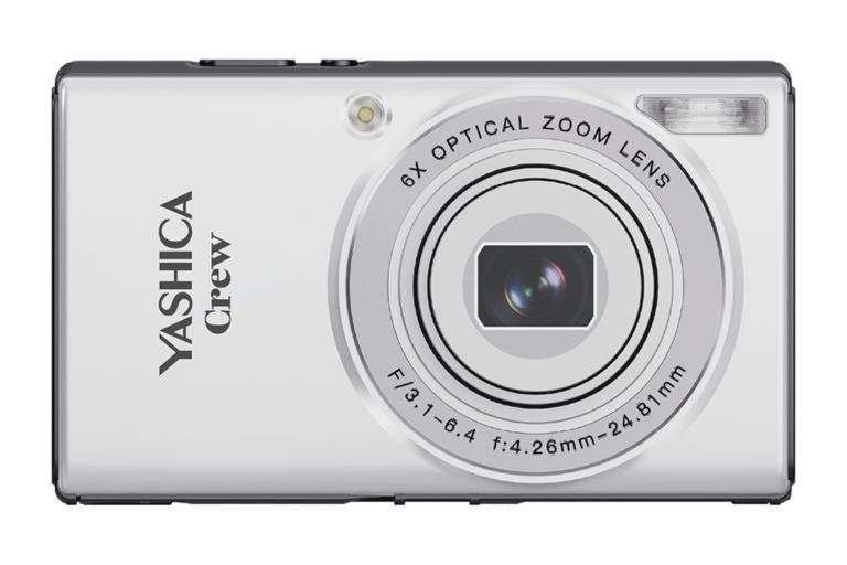 Yashica Crew — карманный компакт с 6-кратным зумом и откидным экраном в духе нулевых — фото 3