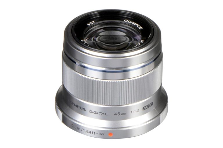 45mm f/1.8 II и 40-150mm R II засветились в официальном эфире OM System — фото 6