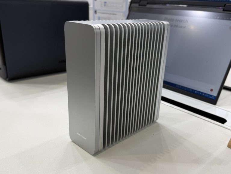 Minisforum S5 — абсолютно бесшумный NAS на пять SSD с сетью 10GbE — фото 10