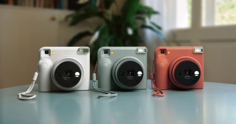 Fujifilm Instax Square 2: квадратная моментальная камера с фильтрами настроения