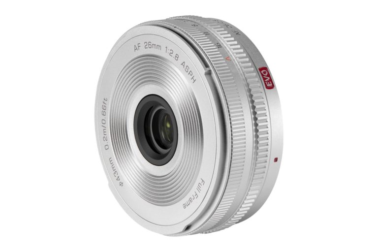 Блинчик Viltrox AF 26mm F2.8 EVO вышел в серебристом и графитовом цветах — фото 2