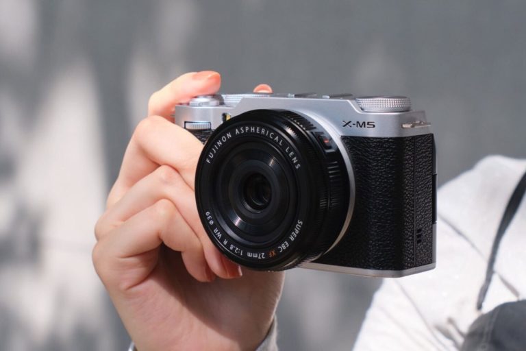 Топ-10 беззеркалок Японии: «камера года» Sony A7 V снова на первом месте — фото 6