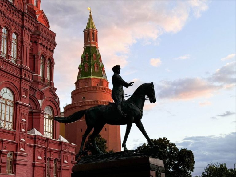 Лекции по авторской фотографии и награждение: фестиваль «ИСТОРИЯ.РФ» подводит итоги — фото 9