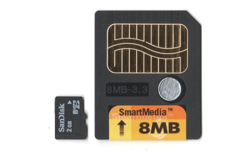 SD-карте 27 лет: как она победила CompactFlash и Memory Stick и как вычислить подделку — фото 4