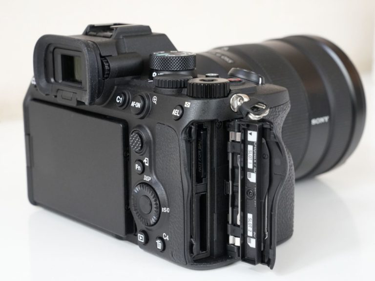 Какую камеру выбрать для свадьбы в 2026 году — от Nikon Z5 до Fujifilm GFX100S II — фото 9