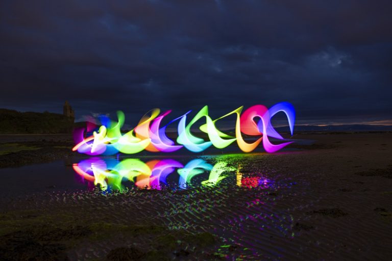 Neewer GC30C — надувная RGB-трубка на 90 см, которая сдувается до размеров блокнота — фото 8