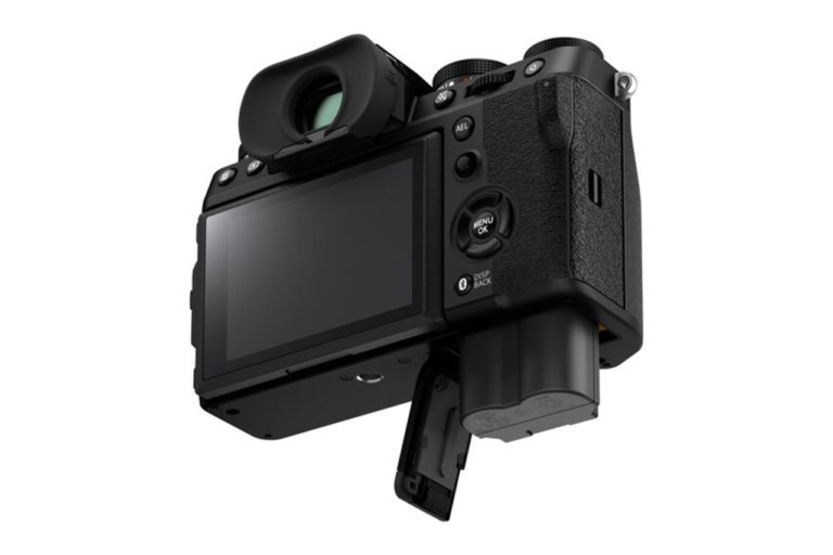 Fujifilm X-T5 спустя почти четыре года: всё ещё одна из лучших камер для улицы и поездок — фото 8