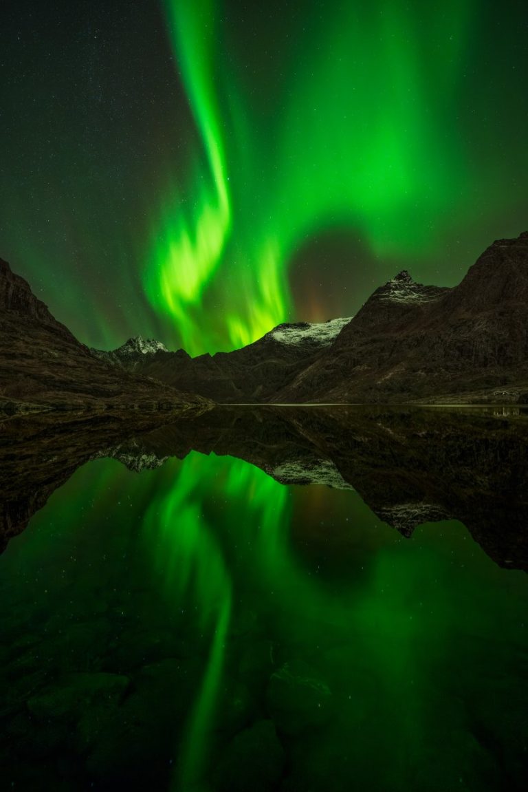 Astrophotography Prize 2026: лучший кадр года — Млечный Путь над новозеландской скалой — фото 2