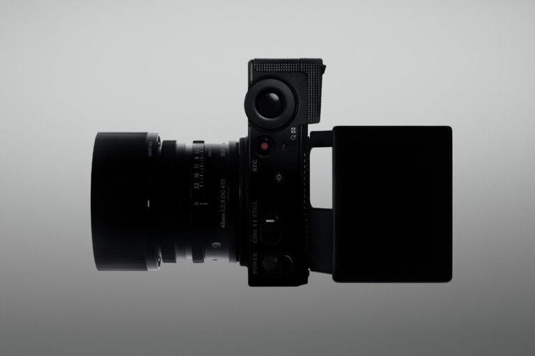 Sigma представила FP2 — самую компактную в мире полнокадровую камеру